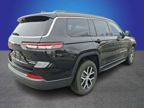 Used 2024 Jeep Grand Cherokee L Limited w/ Luxury Tech Group II image 4