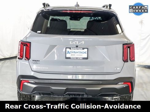 Used 2024 Kia Sorento SX image 8