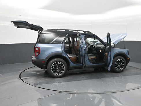 Used 2025 Ford Bronco Sport Outer Banks w/ Outer Banks Tech Package+ AWD/4WD image 28