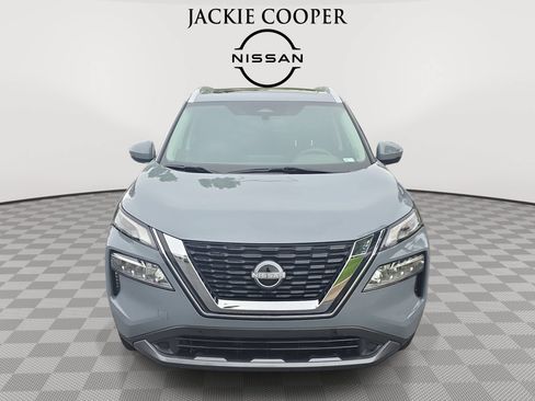 Used 2023 Nissan Rogue SL w/ SL Premium Package AWD/4WD image 2