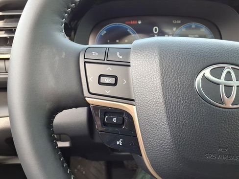 New 2026 Toyota Crown Limited w/ Advanced Technology Package image 21