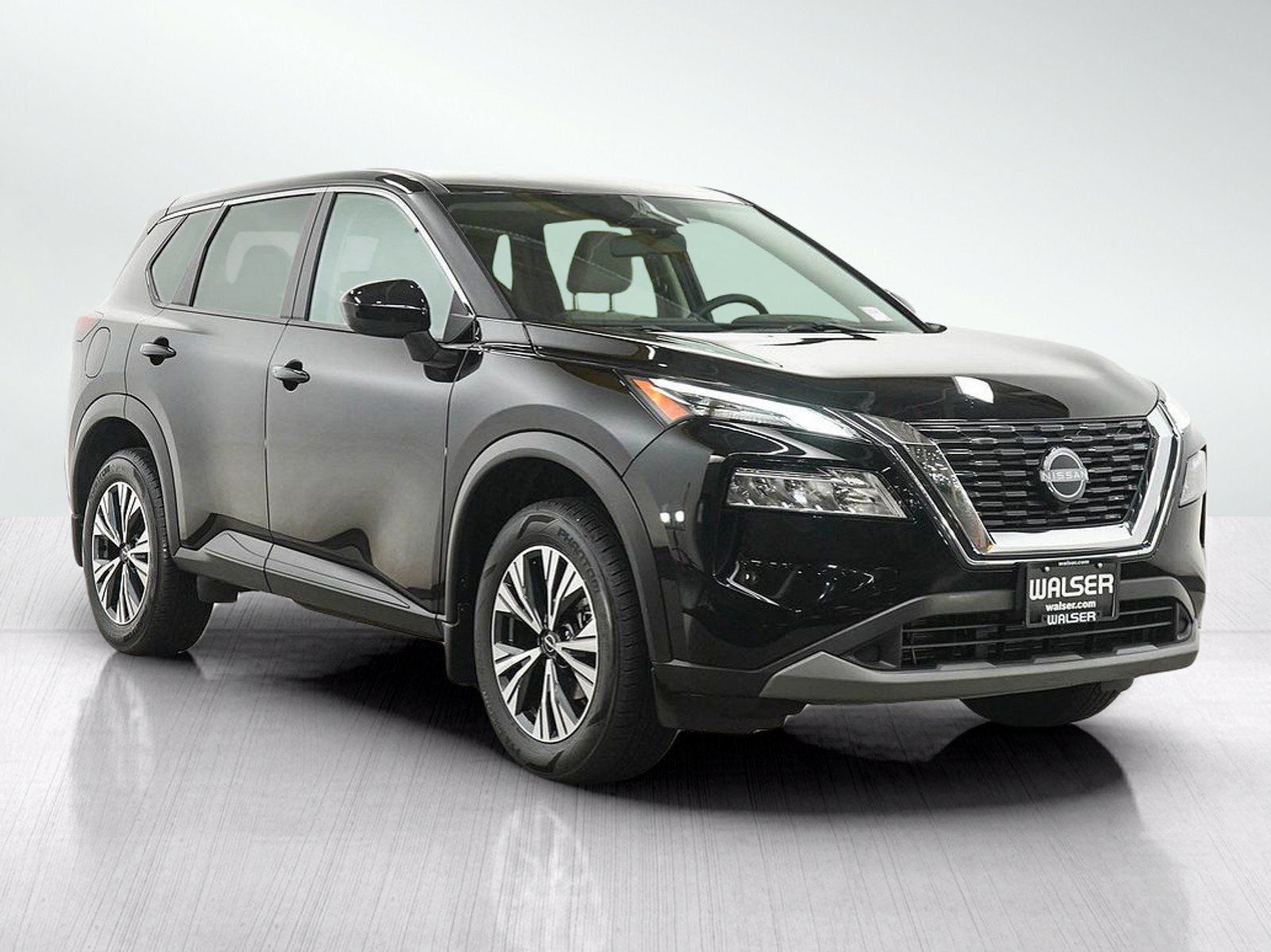 Used 2023 Nissan Rogue SV AWD/4WD image 7