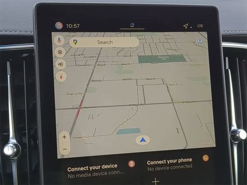 New 2026 Volvo XC90 B5 Plus w/ Protection Package Premier image 27