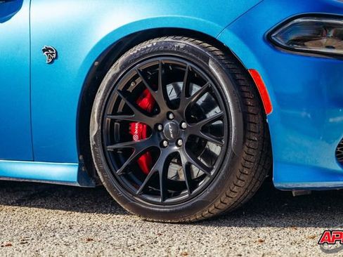 Used 2015 Dodge Charger SRT Hellcat image 39