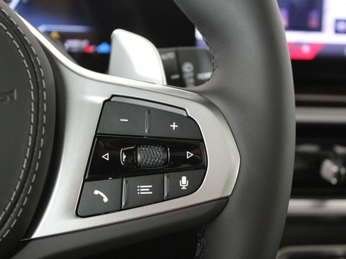 New 2026 BMW X5 xDrive40i w/ M Sport Package image 29