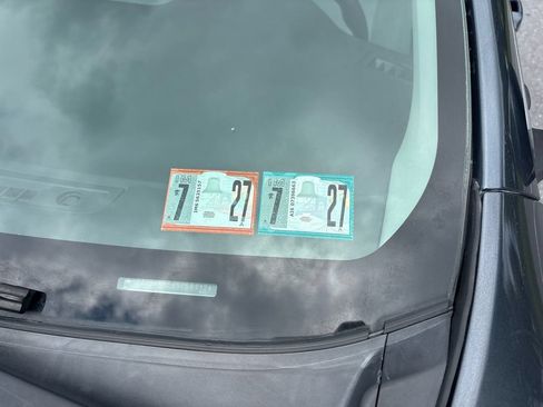 Used 2016 Toyota Corolla LE FWD image 35