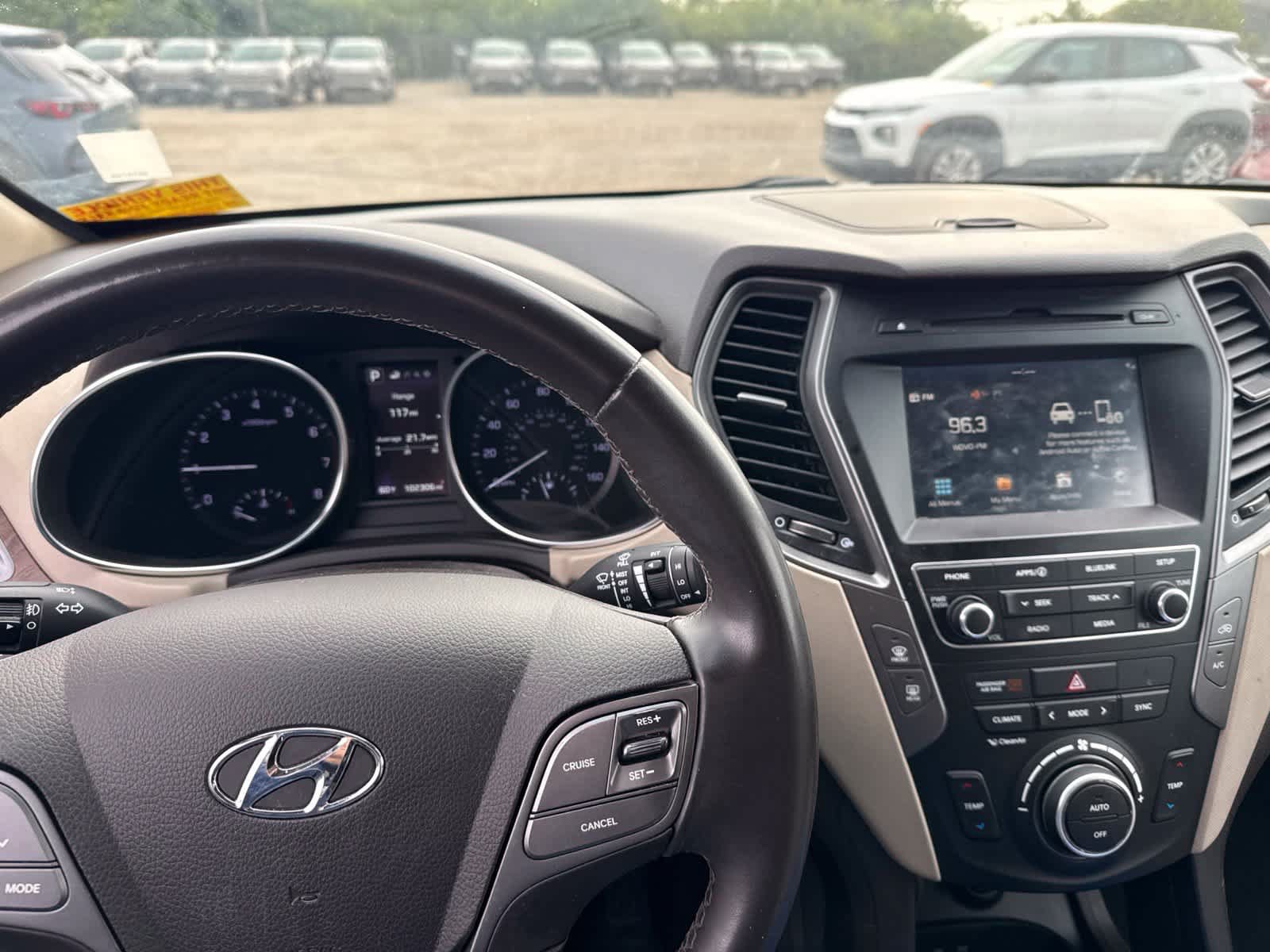 Used 2018 Hyundai Santa Fe Sport 2.0T AWD/4WD image 19
