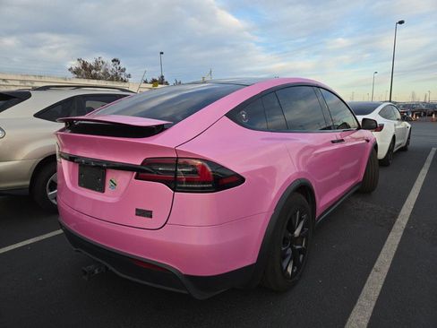 Used 2023 Tesla Model X Plaid image 2