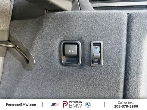 Used 2024 BMW X3 xDrive30i AWD/4WD image 11