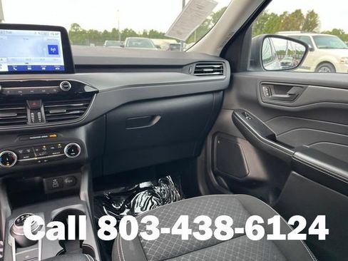 Used 2025 Ford Escape Active FWD image 17