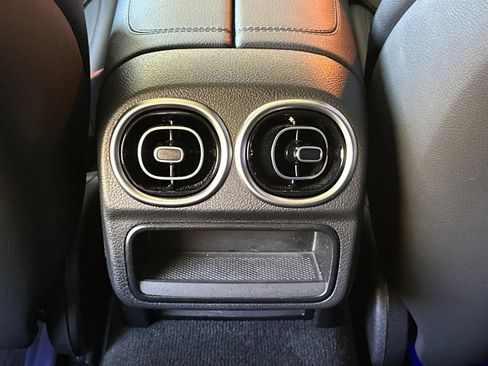 Used 2024 Mercedes-Benz C 300 4MATIC Sedan w/ Exclusive Trim Package image 15