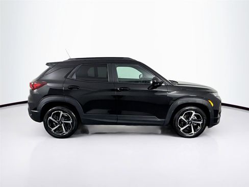 Used 2023 Chevrolet TrailBlazer RS w/ Convenience Package image 11