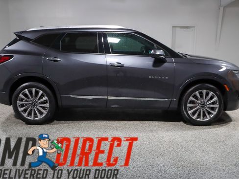 Used 2022 Chevrolet Blazer Premier w/ Enhanced Convenience Package FWD image 6