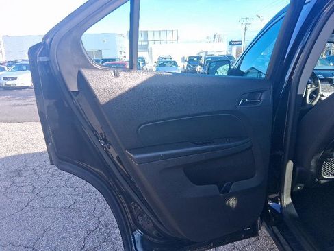 Used 2013 Chevrolet Equinox LS image 15