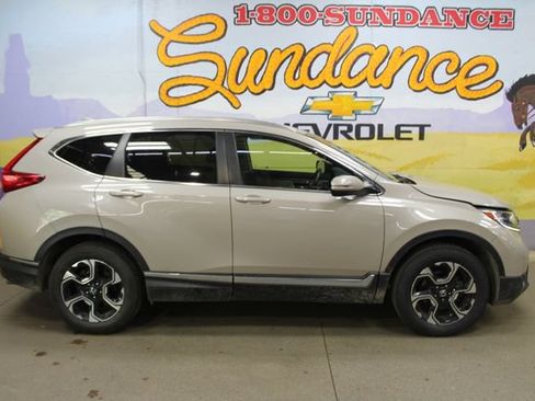 Used 2018 Honda CR-V Touring image 1