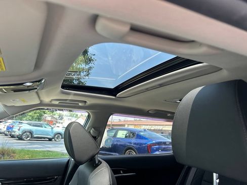Certified 2024 Kia Seltos SX w/ SX Sunroof Package AWD/4WD image 9