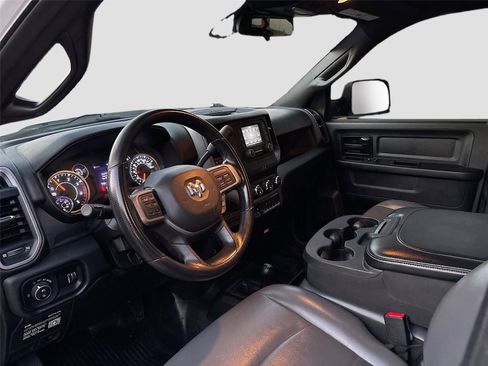 Used 2022 RAM 2500 Tradesman w/ Chrome Appearance Group image 10