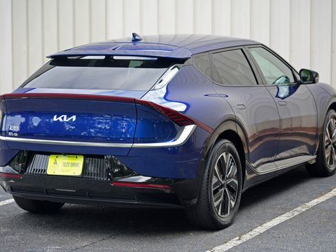 Used 2022 Kia EV6 Wind RWD image 49