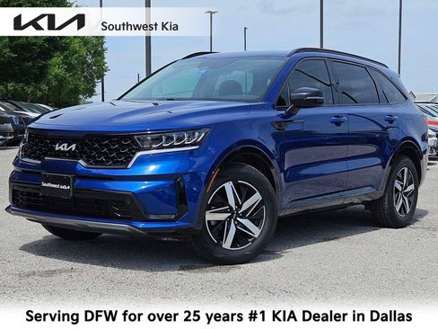 Used 2023 Kia Sorento S image 1