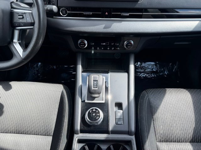 Used 2022 Mitsubishi Outlander ES FWD image 15