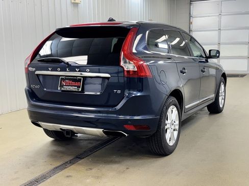 Used 2015 Volvo XC60 T5 Premier image 5