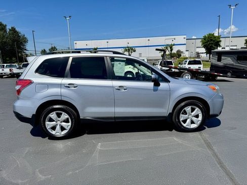 Used 2014 Subaru Forester 2.5i Touring w/ Protection Package #2 AWD/4WD image 3