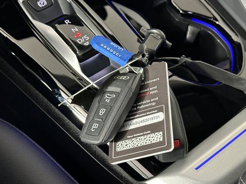 Used 2025 Audi Q5 Premium w/ Convenience Package image 24