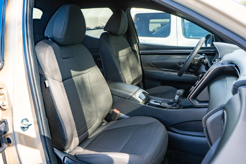 Used 2024 Hyundai Santa Cruz SE FWD image 19