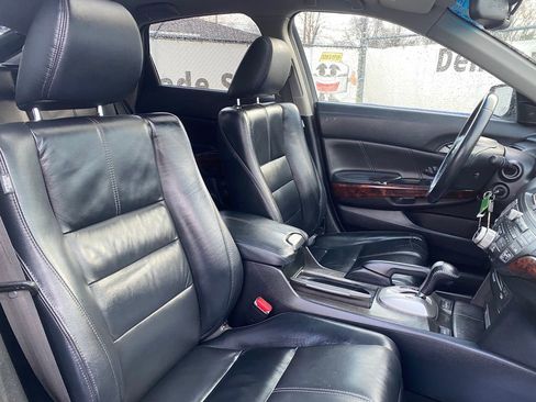 Used 2011 Honda Crosstour EX-L image 19