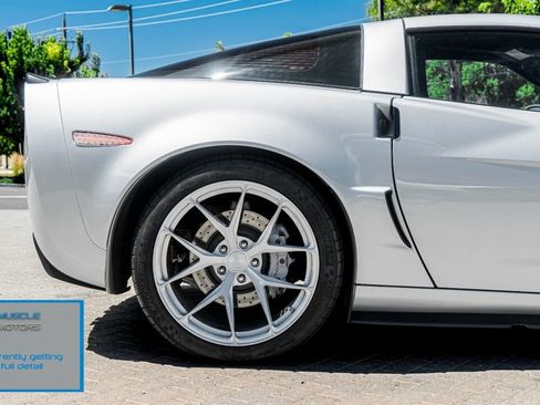 Used 2010 Chevrolet Corvette Grand Sport w/ Preferred Equipment Group RWD image 12