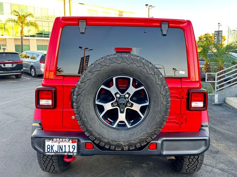 Used 2019 Jeep Wrangler Unlimited Rubicon image 6