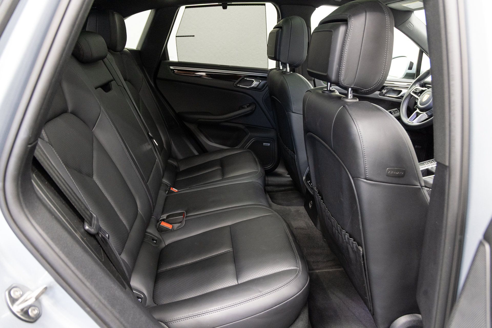Used 2020 Porsche Macan AWD/4WD image 15