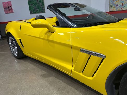 Used 2011 Chevrolet Corvette Grand Sport w/ Preferred Equipment Group image 46