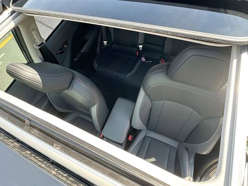 Certified 2025 Subaru Crosstrek 2.5i Limited w/ Crosstrek Mirror Package image 30