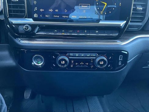 Used 2024 Chevrolet Silverado 1500 RST w/ Protection Package AWD/4WD image 18