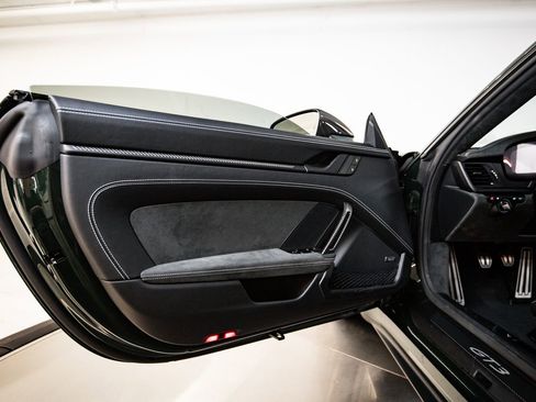 Certified 2025 Porsche 911 GT3 RWD image 23