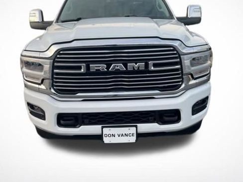 Used 2024 RAM 2500 Laramie AWD/4WD image 8