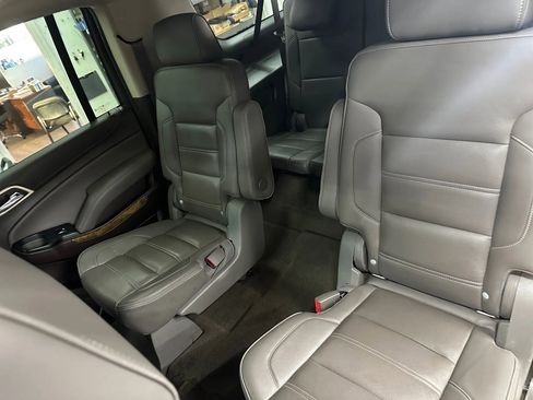 Used 2017 GMC Yukon XL Denali w/ Open Road Package image 12