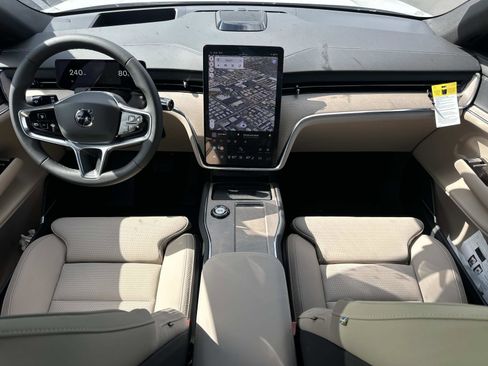 New 2025 Volvo EX90 Ultra image 7