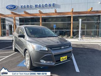 Used 2016 Ford Escape SE w/ SE Cold Weather Package video 1