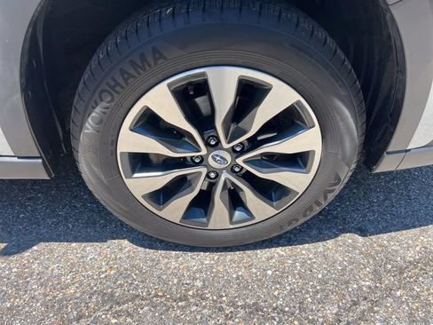 Certified 2024 Subaru Outback Limited AWD/4WD image 23