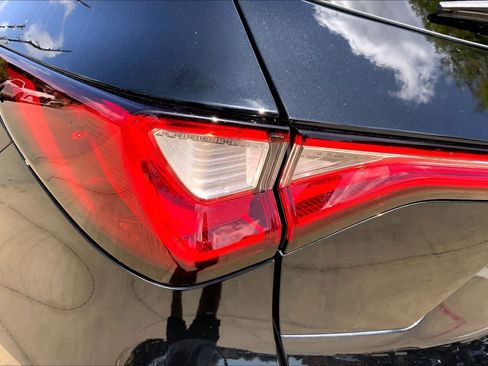 Used 2023 Acura MDX w/ Advance Package AWD/4WD image 29