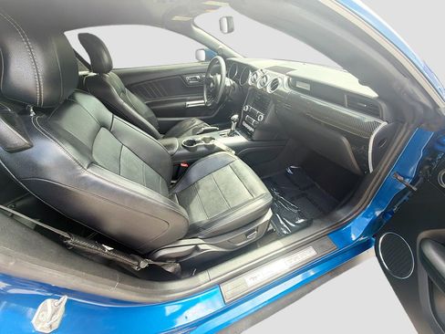 Used 2017 Ford Mustang GT Premium w/ Equipment Group 401A RWD image 30