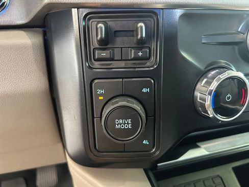 Used 2025 Ford F450 Platinum w/ Platinum Plus Package AWD/4WD image 62
