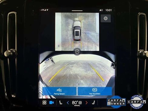 Used 2025 Volvo XC40 B5 Plus image 50