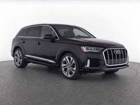 Used 2024 Audi Q7 3.0T Premium Plus AWD/4WD image 2