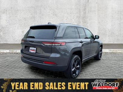 New 2025 Jeep Grand Cherokee 4WD