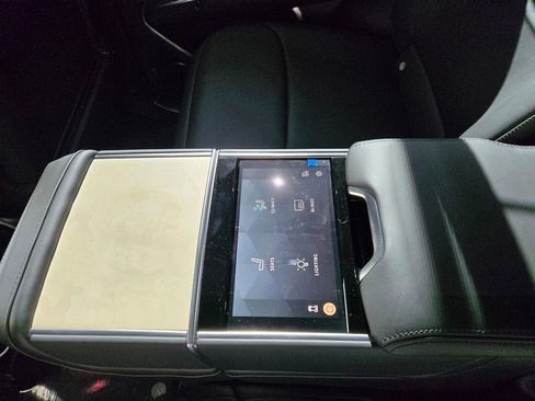 New 2026 Land Rover Range Rover SV AWD/4WD image 7