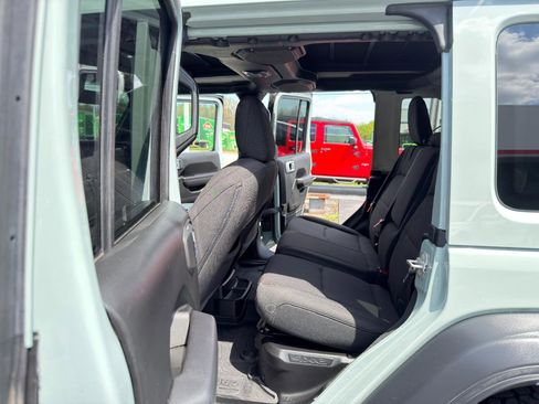 Used 2023 Jeep Wrangler Unlimited w/ Sun & Screen Package AWD/4WD image 24