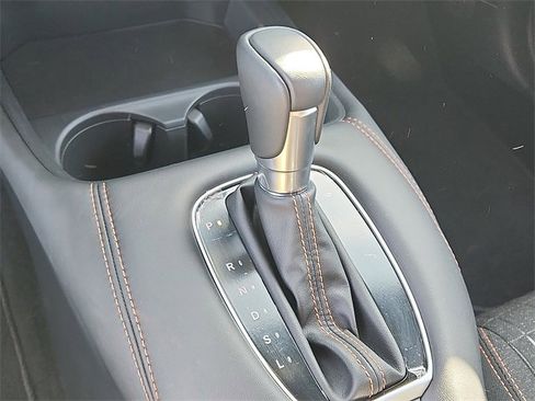 Used 2025 Honda HR-V Sport image 14